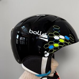 Bollé B-Kid. Black. Adjustable ski/snowboard helmet